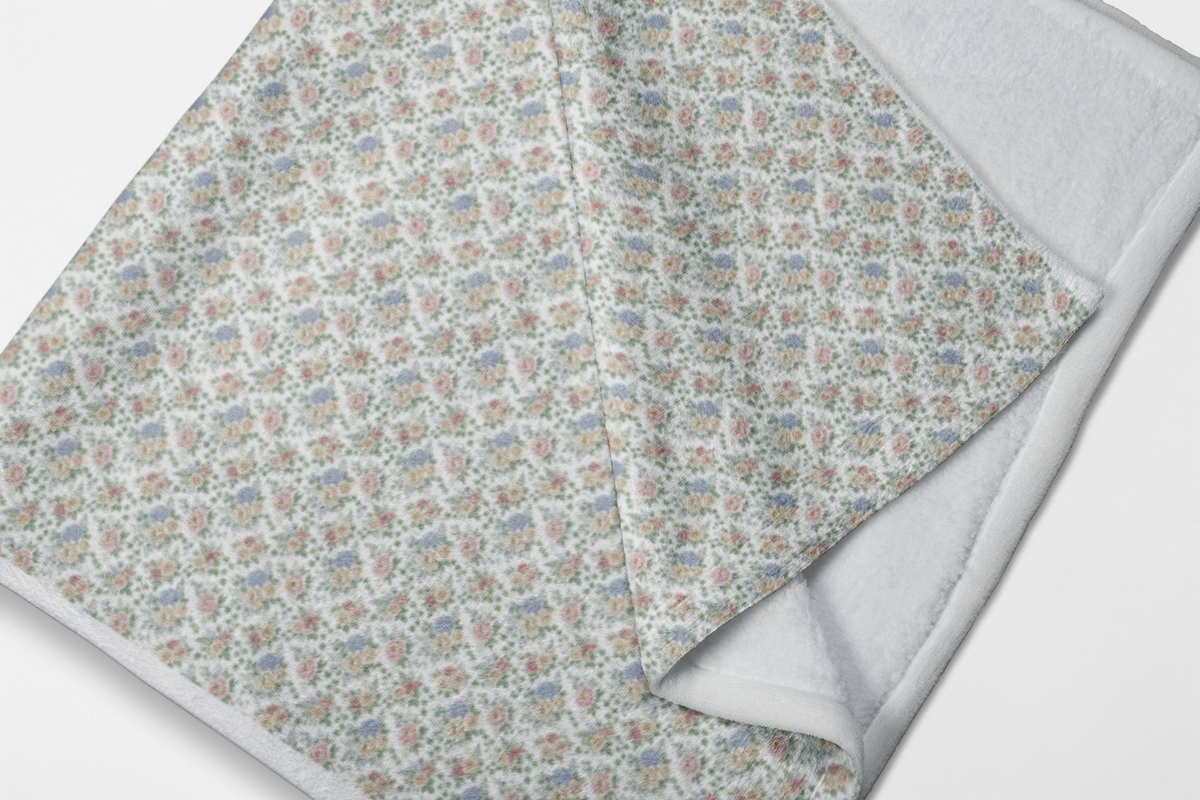 Floral Vintage Tile Comforter — Soft Pastel Boho Bedroom Bedding